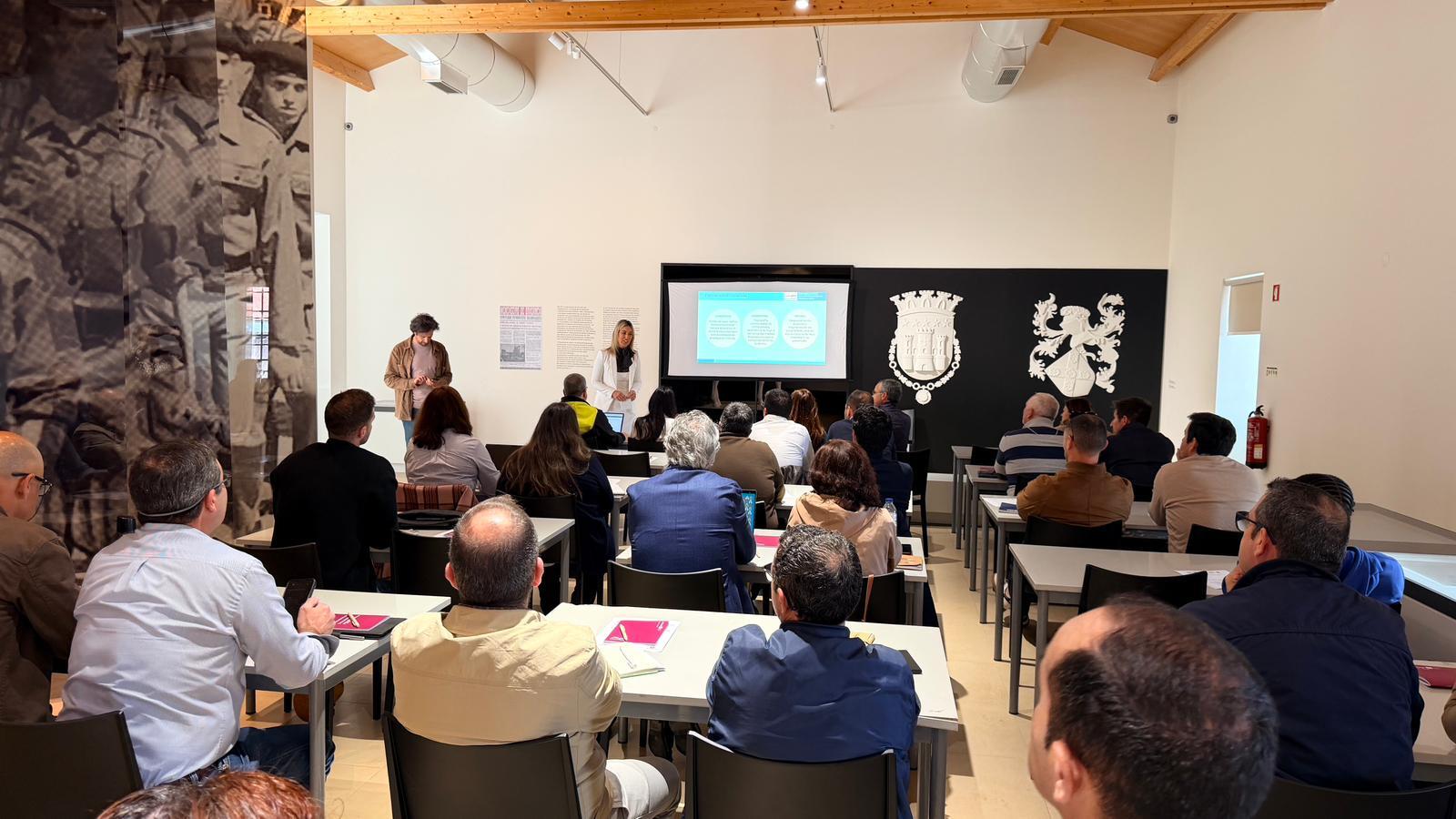 El Eixo Atlántico impulsa, en Bragança y Ourense, formación local para la prevención de daños por incendios forestales