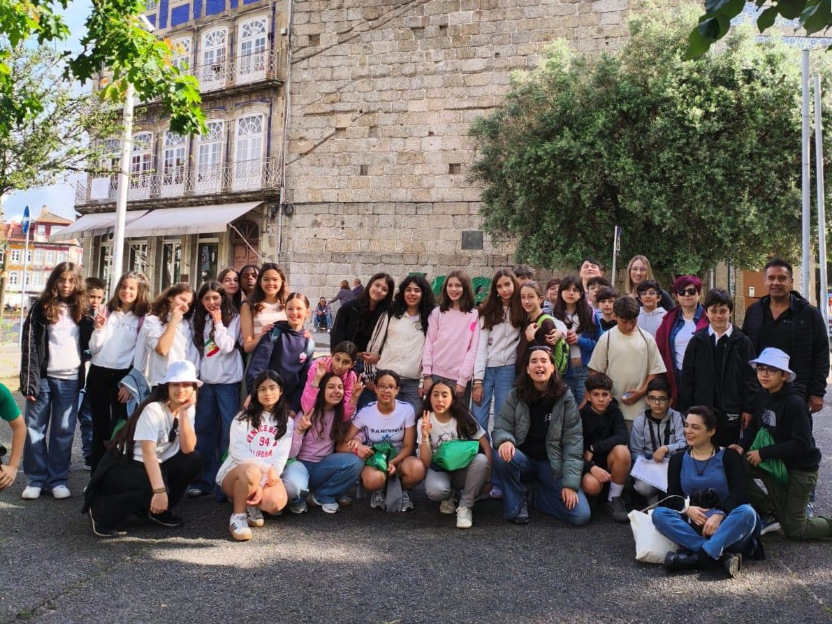 Guimarães recibe ao alumnado da Coruña que participa no programa de intercambio escolar do Eixo Atlántico