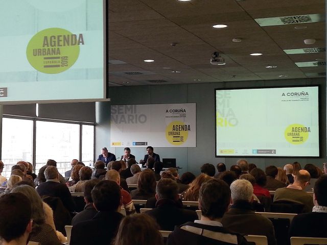 Expertos en Axenda Urbana reúnense nun seminario na Coruña