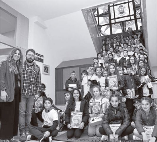 Ribeira ejerce de anfitriona y recibe a 28 niños portugueses de intercambio del Eixo Atlántico
