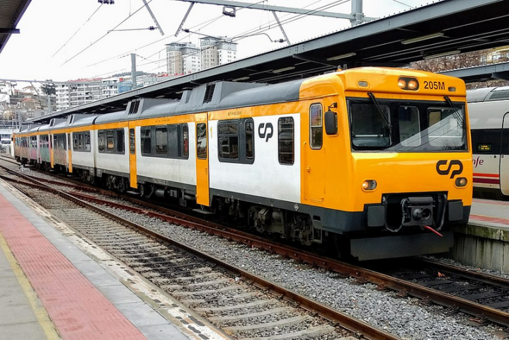 La conexión ferroviaria directa entre Vigo y Porto se reactivará en diciembre de 2025