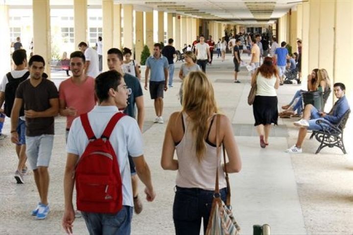 2800 millones de euros para combatir el desempleo juvenil en España
