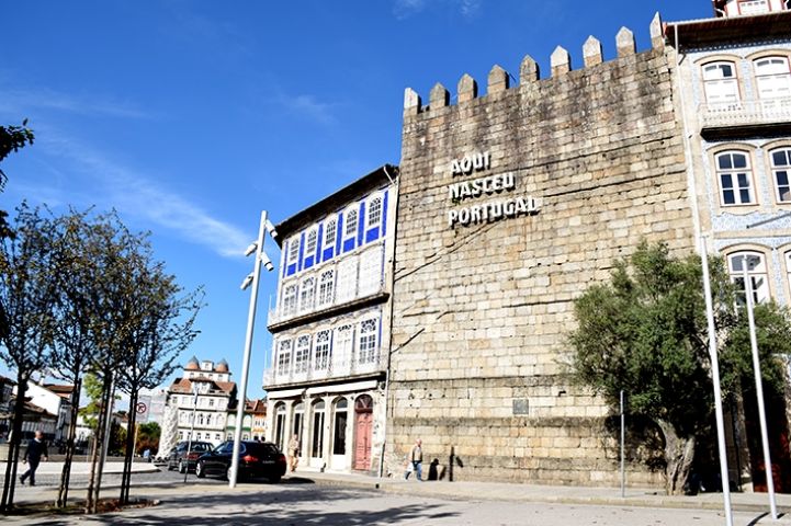 Guimarães desafia artistas a reinventar os grandes eventos da cidade