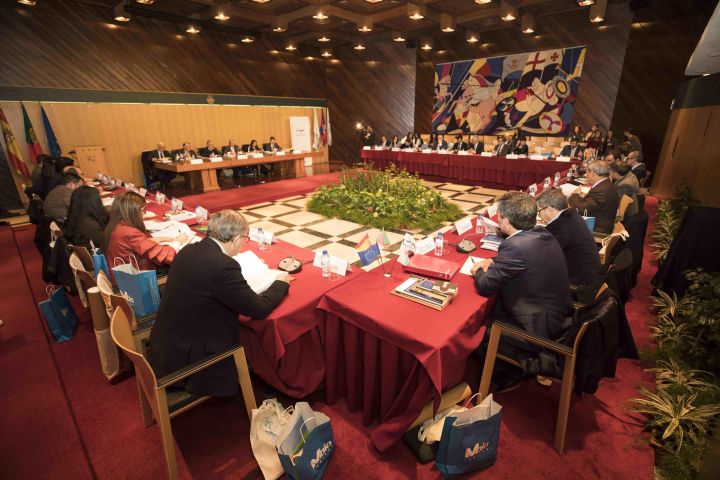 O Eixo Atlántico reúne en Pontevedra a alcaldes e expertos na “Conferencia de Alcaldes” para a era post-COVID 19