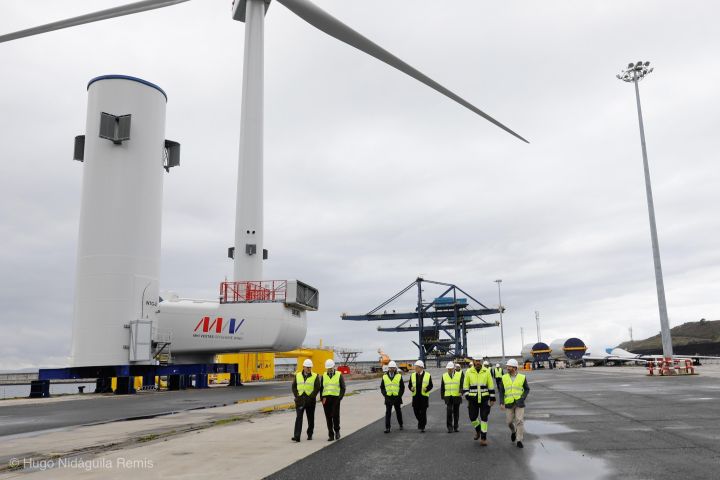 O primeiro parque eólico flutuante da Europa Continental instalado em Viana