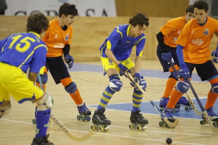 El Porto se lleva el trofeo Eixo Atlántico de hockei