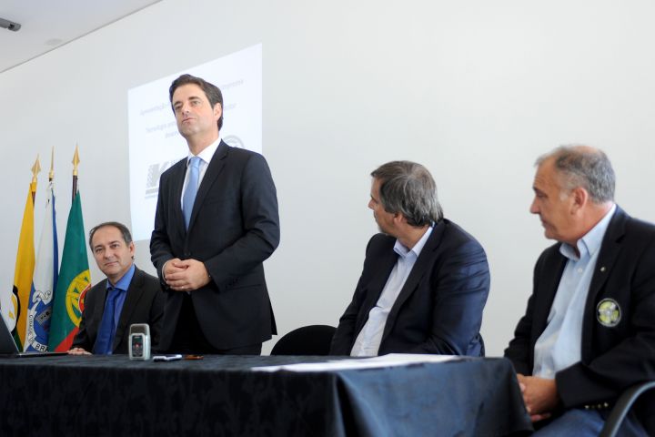 Futuro do sector automóvel desenvolve-se em Braga