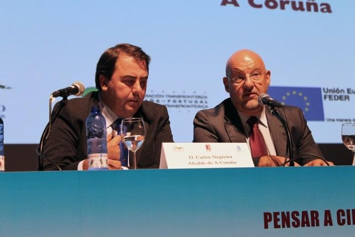 El Presidente del Eixo Atlántico pide al Ministro Soria que apoye la eliminación del Roaming en la reunión del Consejo de Europa