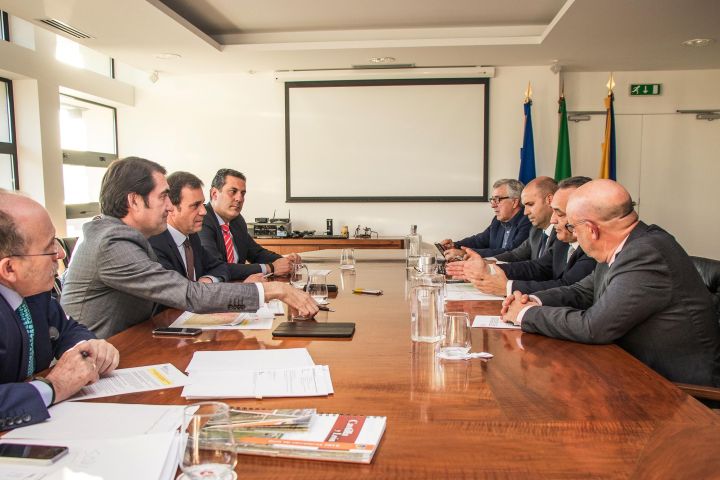 Bragança e Castela e León avanzan con estudo técnico para a realización da variante entre Rihonor de Castela (España) e Río de Onor (Portugal)