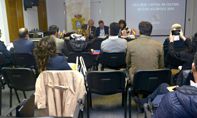 Educación e Cultura do Eixo Atlántico reuniuse no Centro Cultural Lustres Rivas de Riveira