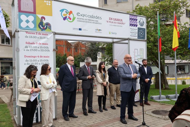 "O modelo que nós necesitamos está baseado na sustentabilidade, no patrimonio e na gastronomía;  non, como ultimamente se quere, en empresas contaminantes"