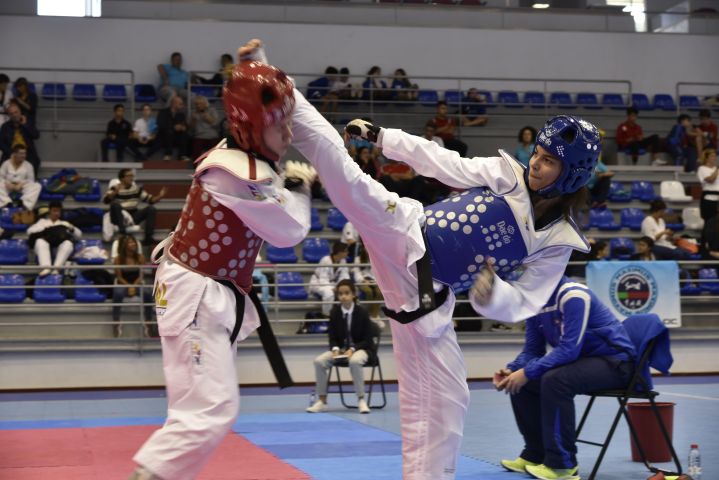 Resultados e fotos do I Torneio Eixo Atlântico de Taekwondo