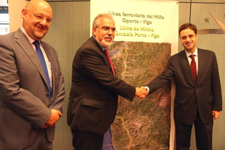 El Eixo Atlántico y la RIET califican de histórico el anuncio de paradas en la linea del Minho