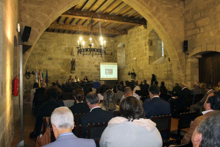 Braga acolleu Seminario do Camiño Portugués a Santiago