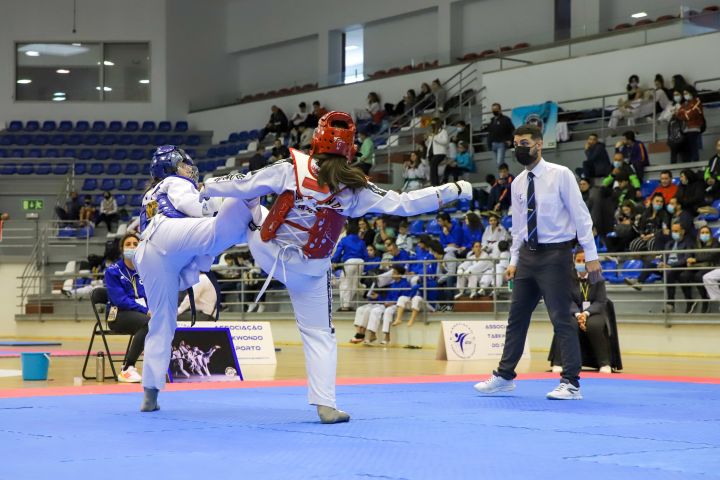 Mais de 100 jovens da Galiza e do norte de Portugal competiram no III Torneio de Taekwondo do Eixo Atlântico
