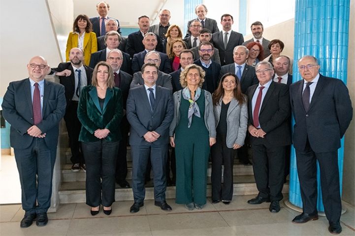 Wikipedia ofrece información actualizada do Eixo Atlántico