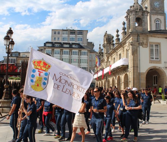 Começam os Jogos do Eixo Atlântico com um grande desfile dos participantes pelas ruas de Lugo