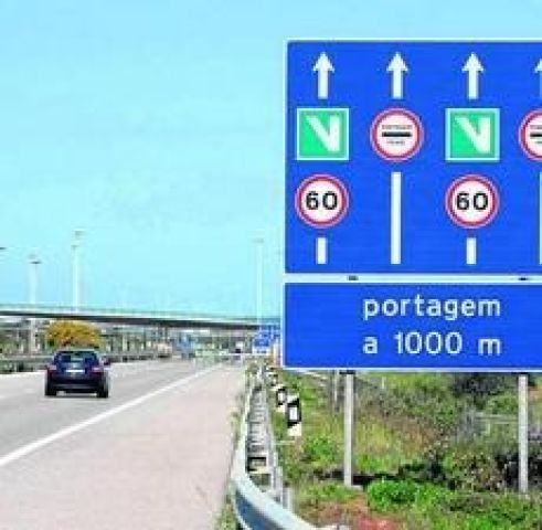 Los peajes en las antiguas SCUT alejan a los turistas españoles