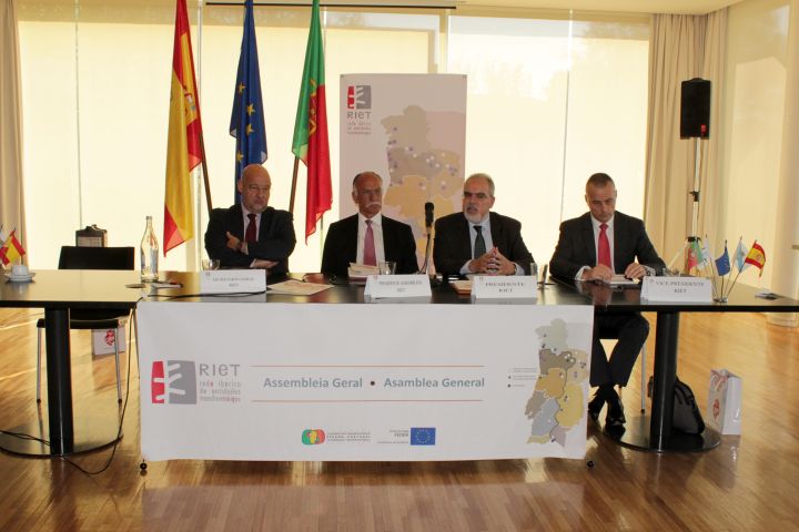 A RIET non vai aceptar que a fronteira hispano lusa sexa de segunda