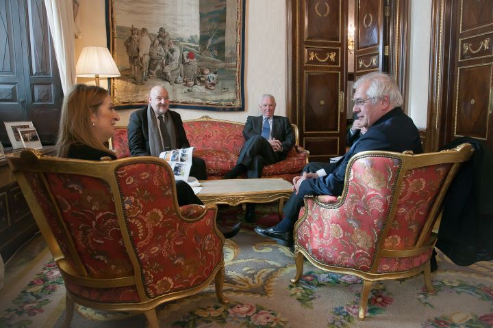 El presidente de la RIET aborda con Ana Pastor la Interparlamentaria de Frontera