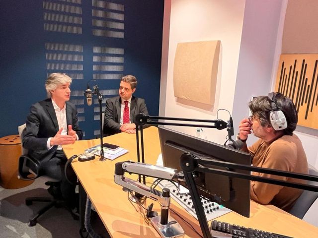 Os alcaldes de Braga e Viana do Castelo, cidades do Eixo Atlántico, falan sobre sustentabilidade en Radio Nova