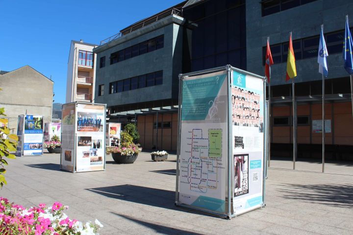A exposición conmemorativa dos 25 anos do Eixo estará ata o 23 de outubro no Barco