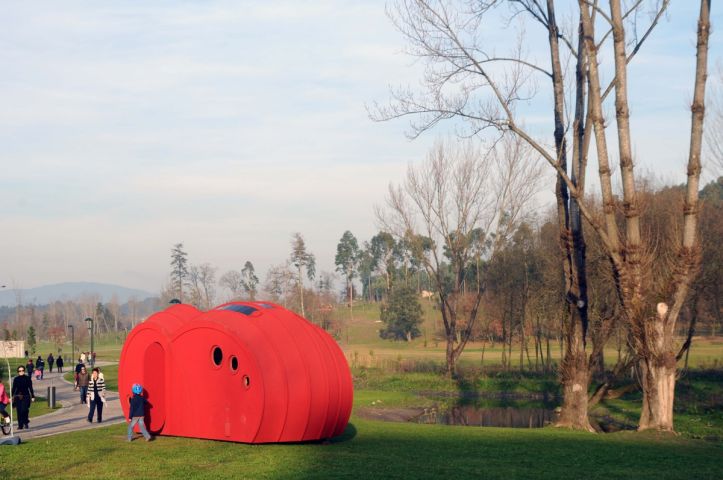 Obra de arte com habitação pode ser descoberta até ao final de Janeiro em Famalicão