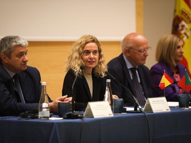 Deputados de España e Portugal defenden en Braga visión de longo prazo para a auga e a mobilidade